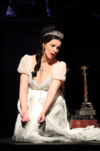 Angela Gheorghiu as Tosca [Photo © ROH. Catherine Ashmore, photographer.]